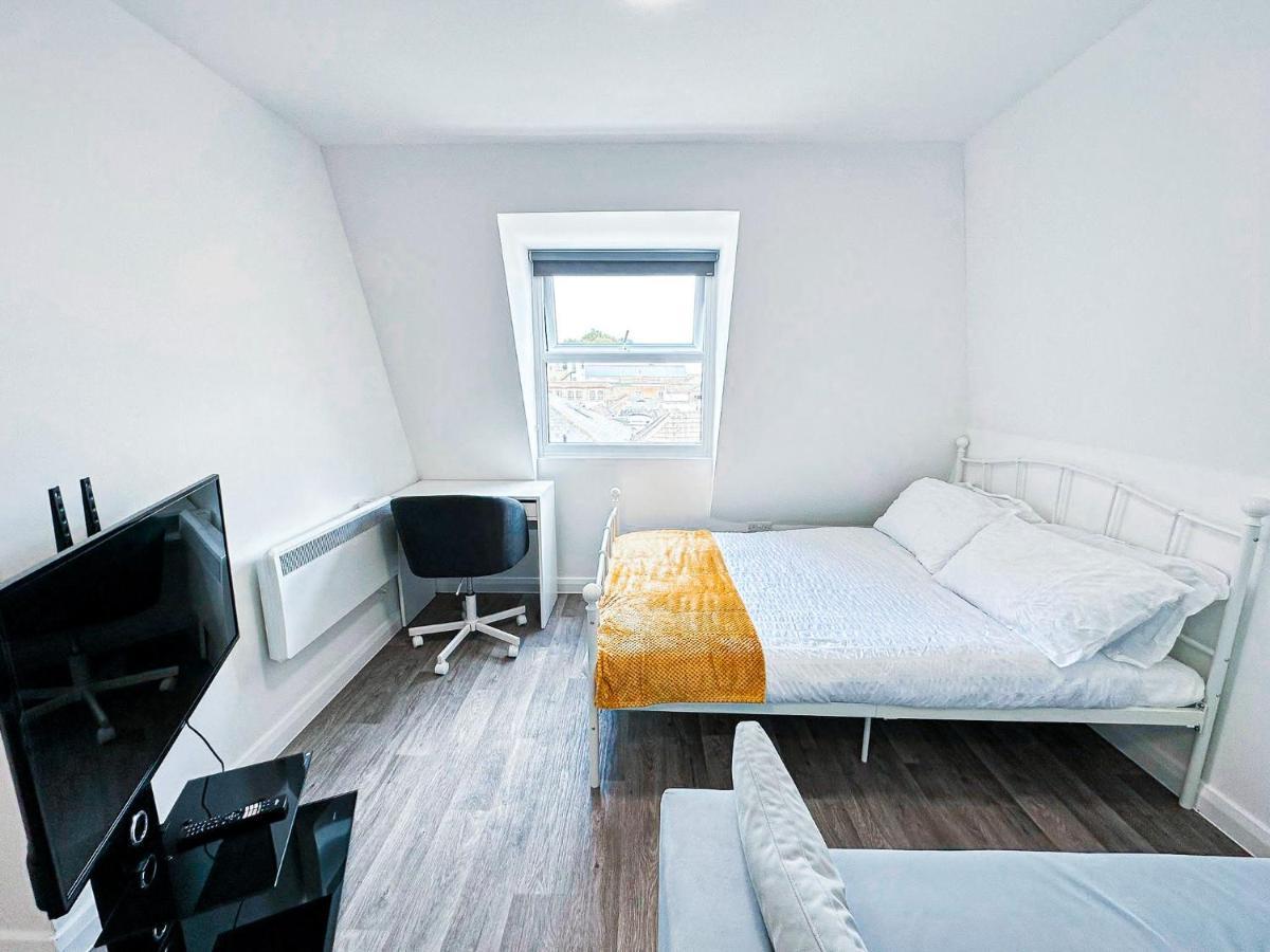 מיידסטון Lovely Studio Apartment מראה חיצוני תמונה
